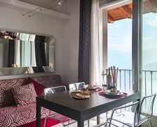 Italy Lago d'Iseo Parzanica vacation rental compare prices direct by owner 34875672