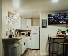 United States Oregon Merlin vacation rental compare prices direct by owner 34853489