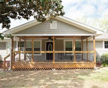 United States Alabama Clanton vacation rental compare prices direct by owner 34850197