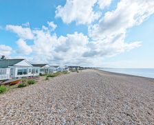 United Kingdom  Pagham vacation rental compare prices direct by owner 33577354