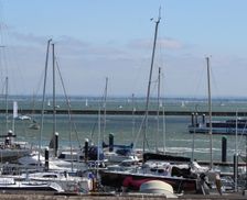 United Kingdom Isle of Wight Cowes vacation rental compare prices direct by owner 34928261