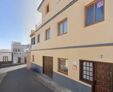 Spain Tenerife Los Silos vacation rental compare prices direct by owner 15030495