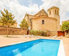 Spain Girona Besalú vacation rental compare prices direct by owner 34937192