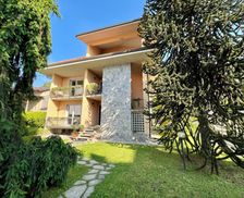 Italy Provincia di Novara Arona vacation rental compare prices direct by owner 36054219