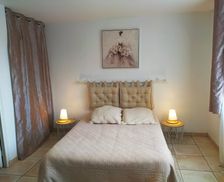 France Morbihan La Roche-Bernard vacation rental compare prices direct by owner 34799906