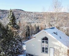 Canada Quebec Les Éboulements vacation rental compare prices direct by owner 36022984