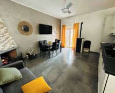 Italy Lazio Santa Severa Nord vacation rental compare prices direct by owner 34949034