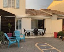 France  Saint-Gilles-Croix-de-Vie vacation rental compare prices direct by owner 33571902