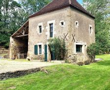 France Vendée Bazoges-en-Pareds vacation rental compare prices direct by owner 34799026