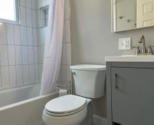 United States New Jersey Glassboro vacation rental compare prices direct by owner 36215292