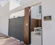 Spain Alicante San Fulgencio vacation rental compare prices direct by owner 36221748