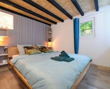 France Aude Issel vacation rental compare prices direct by owner 36068724