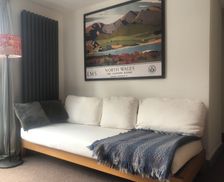 United Kingdom Wales Caernarfon vacation rental compare prices direct by owner 36168333