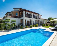 Croatia  Porec vacation rental compare prices direct by owner 36167348