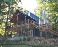 United States South Carolina Six Mile vacation rental compare prices direct by owner 1989058