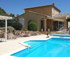 France Provence-Alpes-Côte-D’Azur Seillons-Source-D'argens vacation rental compare prices direct by owner 33337037