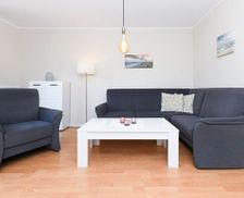 Germany Lower Saxony Neuharlingersiel vacation rental compare prices direct by owner 3975503