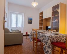 Italy Liguria Alassio vacation rental compare prices direct by owner 4414084