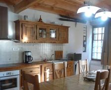 France Auvergne-Rhône-Alpes Murat vacation rental compare prices direct by owner 5066287