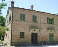 Italy Marche Treia vacation rental compare prices direct by owner 4344684