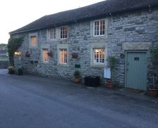 United Kingdom Bakewell, Derbyshire Ashford in the Water vacation rental compare prices direct by owner 6668927