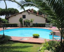 Italy LIVORNO ROSIGNANO MARITTIMO vacation rental compare prices direct by owner 4134237