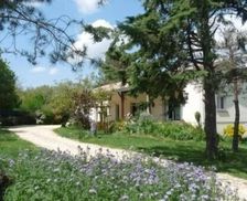 France Occitanie Ordan-Larroque vacation rental compare prices direct by owner 4964891