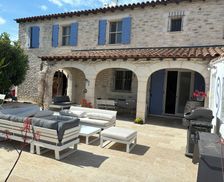 France Provence-Alpes-Côte-DAzur Arles vacation rental compare prices direct by owner 5175463