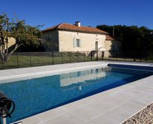 France Nouvelle-Aquitaine Vaux-lavalette vacation rental compare prices direct by owner 4243690