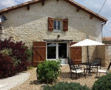 France Nouvelle-Aquitaine Saint-Palais-De-Phiolin vacation rental compare prices direct by owner 3943460