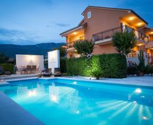 Croatia Split-Dalmatia Kaštel Kambelovac vacation rental compare prices direct by owner 5050227