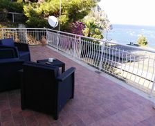 Italy Sicilia Santa Flavia vacation rental compare prices direct by owner 5053115