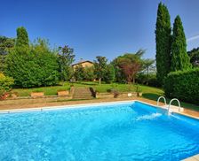 Italy Tuscany Cetona vacation rental compare prices direct by owner 4978062