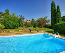 Italy Tuscany Cetona vacation rental compare prices direct by owner 4300168