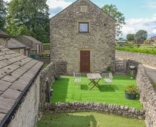 United Kingdom Peak District Buxton vacation rental compare prices direct by owner 6601274