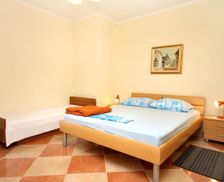 Croatia Split-Dalmatia Sucuraj vacation rental compare prices direct by owner 4232010