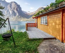 Norway Møre og Romsdal Eikesdal vacation rental compare prices direct by owner 4727766