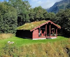 Norway Vestland Olden vacation rental compare prices direct by owner 4190665