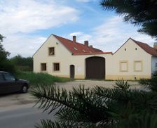 Czechia Sdböhmen Ponedraz vacation rental compare prices direct by owner 3884843