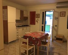 Italy Puglia Vieste vacation rental compare prices direct by owner 4406221