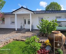 Germany Mecklenburg-West Pomerania Groß Kussewitz vacation rental compare prices direct by owner 5092531