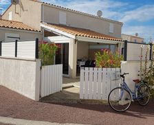 France Nouvelle-Aquitaine La Brée-Les-Bains vacation rental compare prices direct by owner 4818272