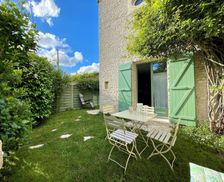 France Nouvelle-Aquitaine Longèves vacation rental compare prices direct by owner 4635946