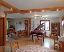 France Bourgogne-Franche-Comté Longchaumois vacation rental compare prices direct by owner 6746032