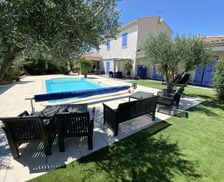 France Occitanie Langlade vacation rental compare prices direct by owner 4377668