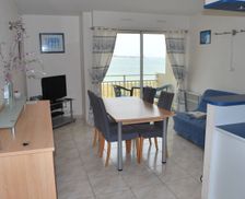 France Normandie Saint-Vaast-La-Hougue vacation rental compare prices direct by owner 4436796