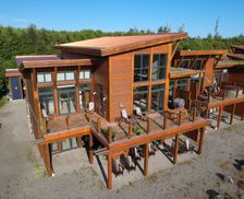 Canada British Columbia Ucluelet vacation rental compare prices direct by owner 3083272