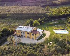 Italy Veneto Mezzane di Sotto vacation rental compare prices direct by owner 4796758