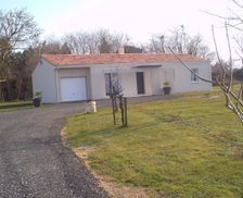 France Nouvelle-Aquitaine Champagnolles vacation rental compare prices direct by owner 4085991