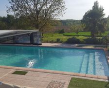 France Nouvelle-Aquitaine Saint-Colomb-De-Lauzun vacation rental compare prices direct by owner 6754428